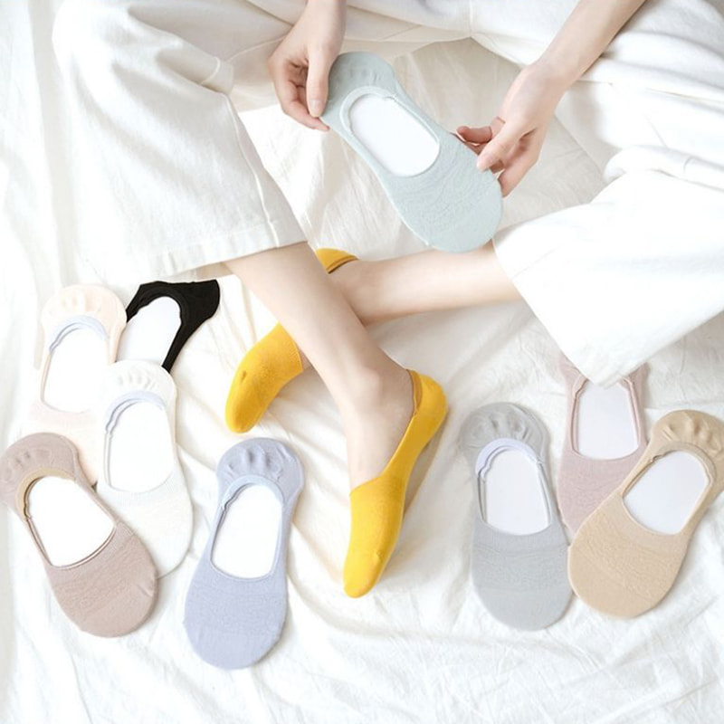 Egységes színű női csónak zokni sekély üreges zoknival Egységes színű női csónak zokni sekély üreges zoknival