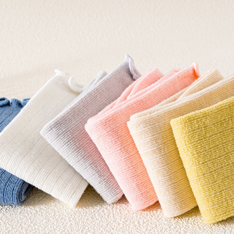 Tavaszi baba hosszú cső zokni tavaszi és őszi térdzsokok fekete gomba csipke újszülött zokni Tavaszi baba hosszú cső zokni tavaszi és őszi térdzsokok fekete gomba csipke újszülött zokni